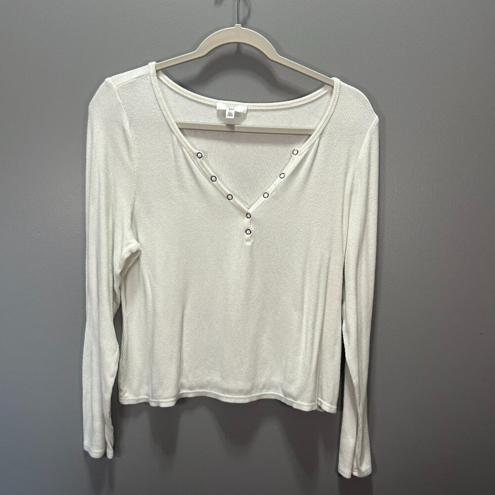 Cream-colored BP v neck sweater
